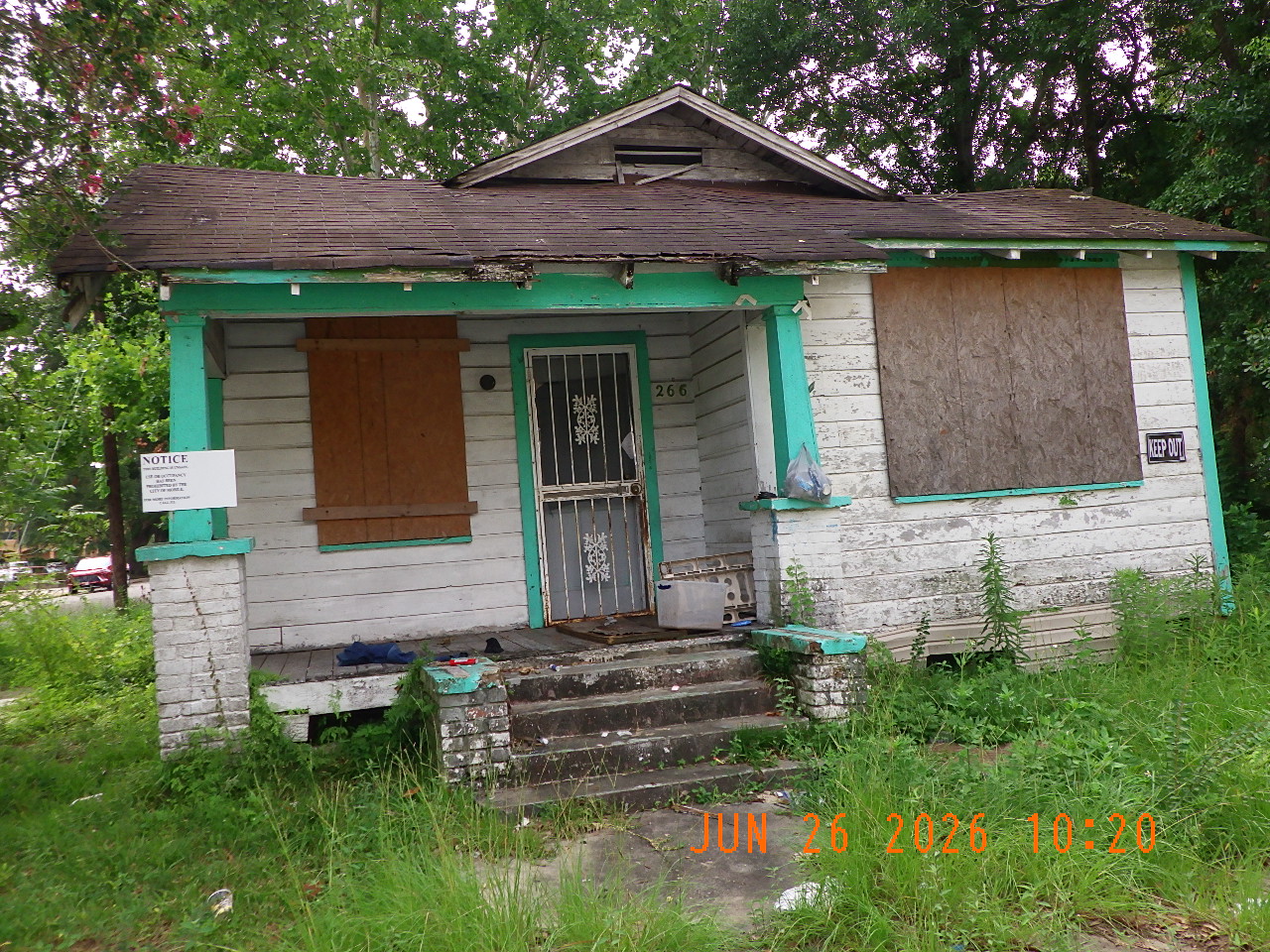 266 Kennedy St. Nuisance Photo